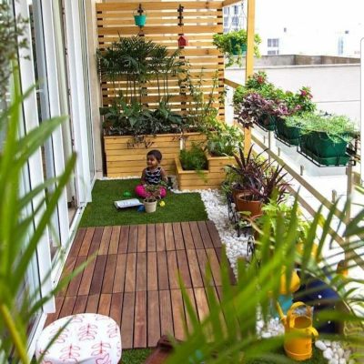 Balcony garden